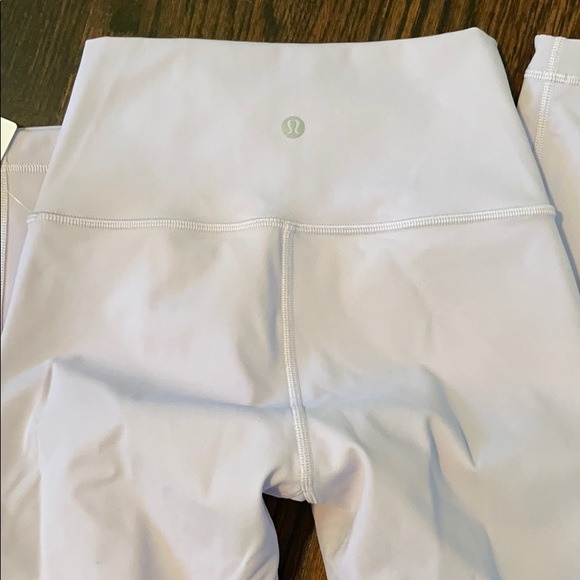 NWT Lululemon Wunder Under High-Rise Tight 25" - Picture 8 of 8